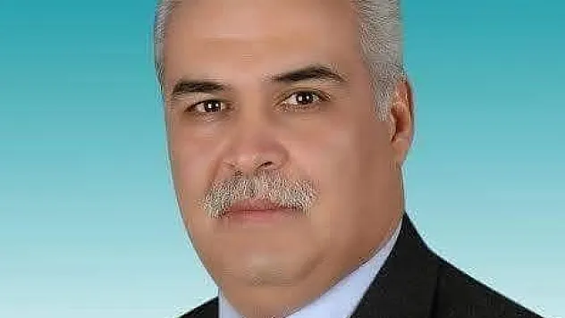 Manisa'da Eski İlçe Başkanı Direksiyon Başında Kalp Krizi Geçirerek Hayatını Kaybetti