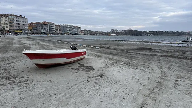 Marmaraereğlisi Sahilinde Deniz 10 Metre Çekildi!