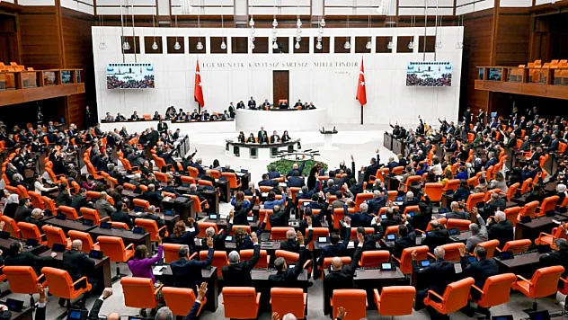 Meclis 1 Ekim'e Kadar Çalışmalarına Ara Verdi!
