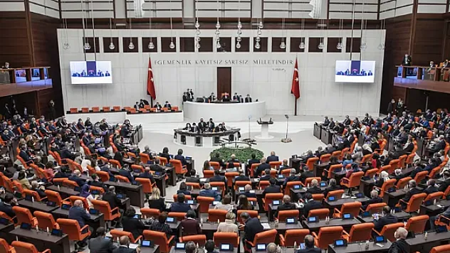 Meclis'e 27 Bin Dilekçe: Uzaktan Ebeveynlik Talebi!