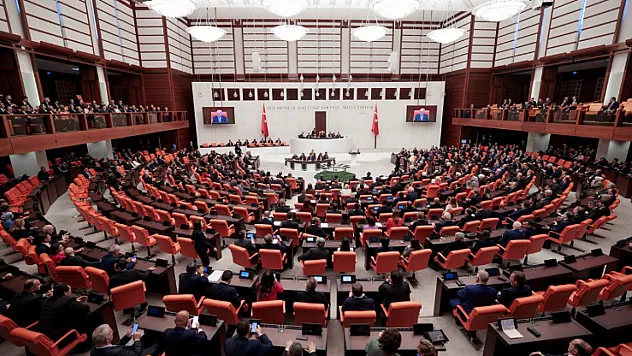 Meclis Tatilden Fırtına Gibi Dönüyor!