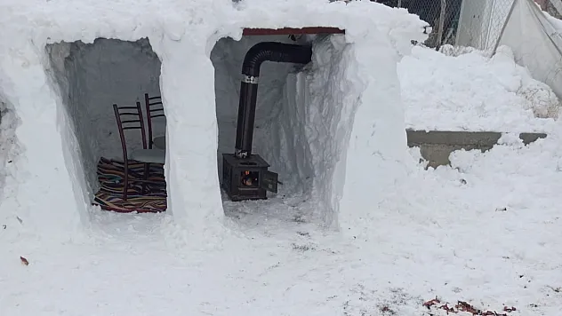 Mühendis Değil Fedakar Baba! Çocuklarına Yaptığı Sürpriz Görenleri Şaşırttı