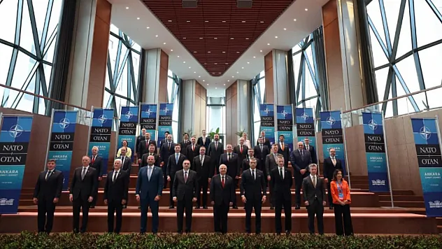 NATO Savunma Bakanları Ay Yıldız Karargahını Ziyaret Etti!