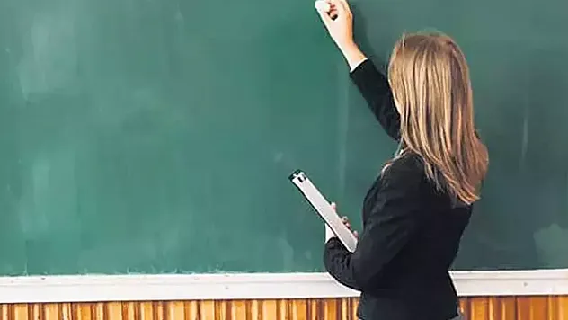 Okul Web Sitelerindeki Öğretmen Bilgilerinin Paylaşılması Eğitim Camiasını İkiye Böldü