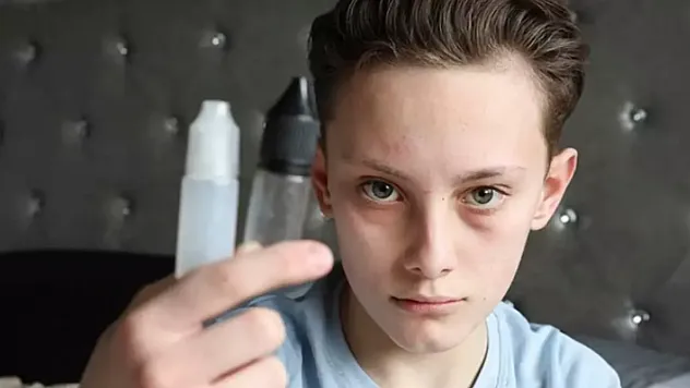 Okullarda Zombi Uyuşturucu Alarmı: Elektronik Sigaralarda Büyük Tehlike!