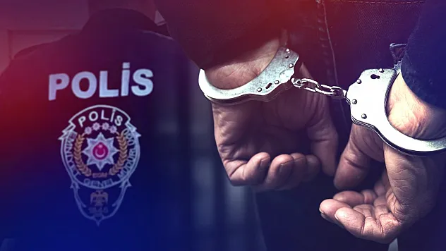 Parktan Çaldığı Motosikletle Gezerken Suçüstü Yakalandı