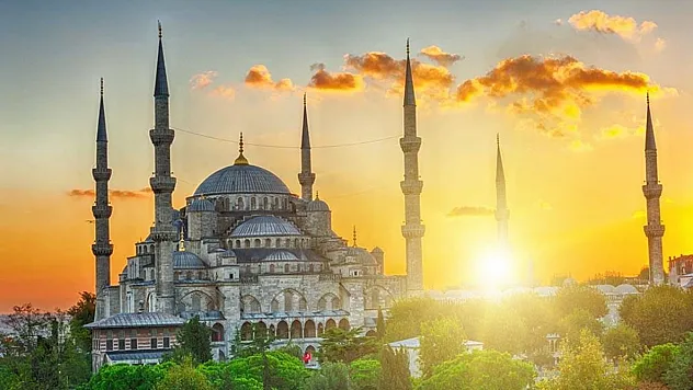 Peygamber efendimiz hangi renkleri sevmez?