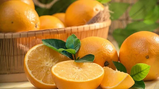 Portakalın Beyaz Kısmı Gerçekten Yenmeli mi?