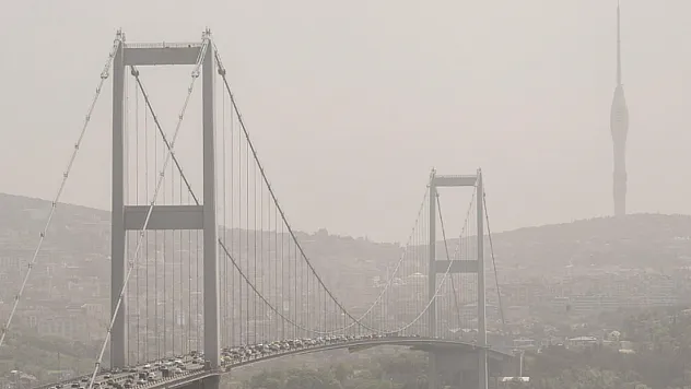 Sahra'dan Gelen Toz Bulutları İstanbul'u Esir Aldı!