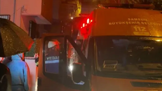 Samsun'da Gece Yarısı Dehşeti!  Elektrikli Soba Alev Aldı, Anne ve Bebeği Hastanelik Oldu!