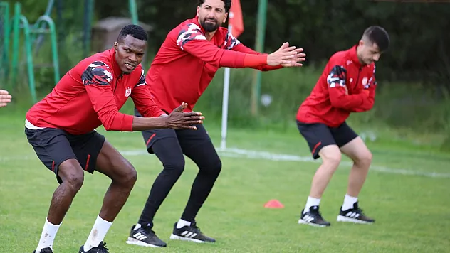 Sivasspor, Sarıyerspor Maçı Öncesi Hazırlıklarını Sıkı Tutuyor!