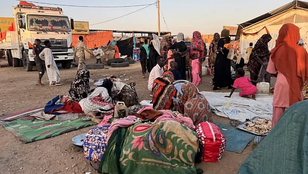 Sudan'da Milyonlarca Kişi Hem Açlık Hem Salgın Riskiyle Karşı Karşıya!
