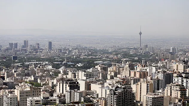 Tahran'da Ulusal Güvenlik Alarmı! 3 Dükkan Kapatıldı