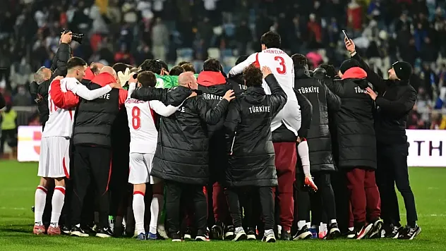 Tarihi Gecede Kenan Yıldız Farkı: Dünya Kupası Sevincini Durduran O Hareket