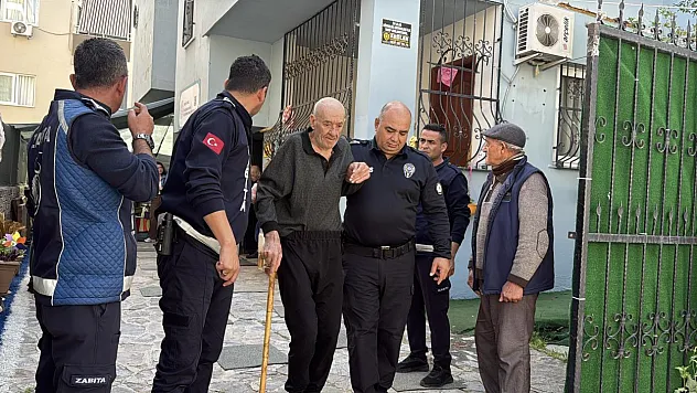 Tarsus'ta Kaçak Huzurevi Operasyonu! 12 Yaşlı Devlet Korumasına Alındı