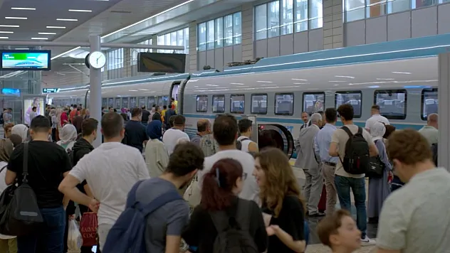 TCDD Taşımacılık'tan Yolcuları Sevindiren Adım! Ekran Başında Nöbet Tutma Devri Bitti