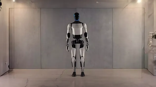 Tesla'nın İnsansı Robotu Optimus Şaşırttı: Kung Fu Yetenekleriyle Sahneye Çıktı