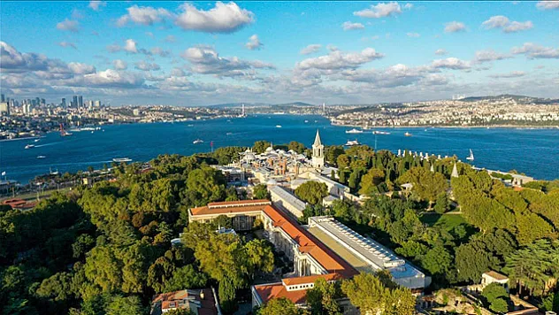 Topkapı Sarayı'nda Kapılar Gece Yarısı Yeniden Açılıyor
