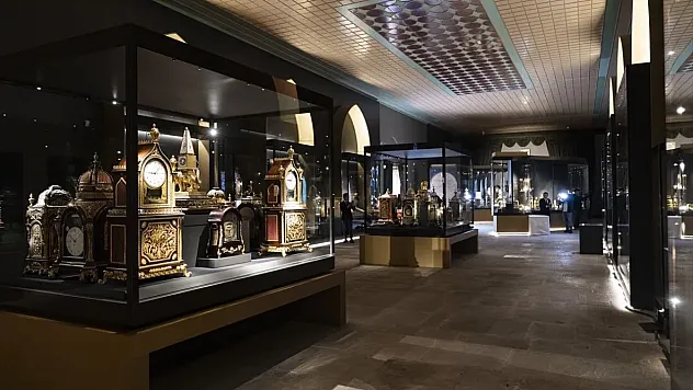 Topkapı Sarayı'nın Asırlık Hazinesi Gün Yüzüne Çıkıyor: Tarihi Saat Koleksiyonu İlk Kez Ziyaretçilerini Ağırlayacak