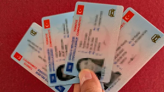 Trafikte Cep Telefonu Kullanımı Sürücüler İçin Ağır Yaptırımlar Getiriyor