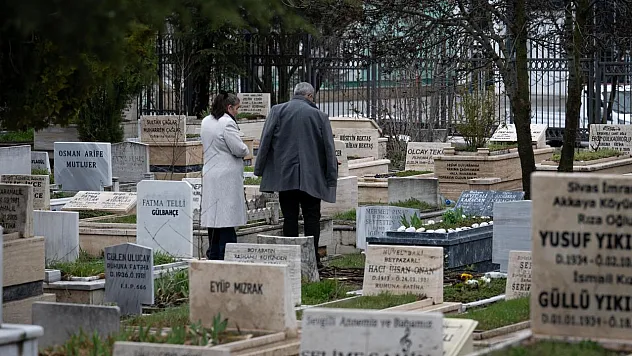 TÜİK Son Verileri Paylaştı! Türkiye'de Yaşam Kayıplarının En Büyük Nedeni Hangi Hastalık Çıktı?