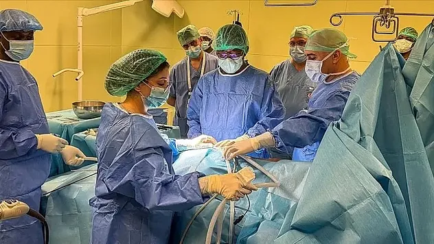 Türk Hekimlerin Gambiya'da Yürüttüğü Sağlık Görevleri Bölge Halkına Umut Oluyor