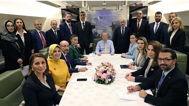 Türkiye'den Pakistan'a Üçlü Diplomasi Hamlesi