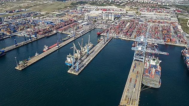 Türkiye'nin Komşularına İhracat 23 Milyar Doları Aştı: En Fazla Satış Irak'a Yapıldı
