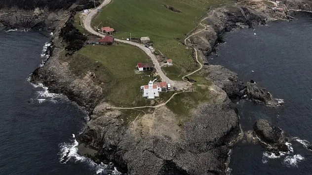 Türkiye'nin Kuzey Yıldızı 163 Yaşında: İnceburun Deniz Feneri Yüzyıllara Meydan Okuyor!