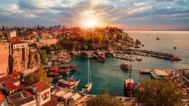 Türkiye Turizmde Yeni Hedefini Açıkladı! 81 İle Yayılacak