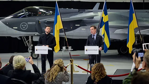 Ukrayna Savunmada Yeni Dönem Açıyor: İsveç'ten Gripen Savaş Uçakları Geliyor