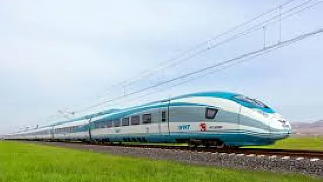 Ulaştırma Bakanı Müjdeyi Verdi! Yerli Hızlı Tren En Kritik Eşiği İki Günde Geçti