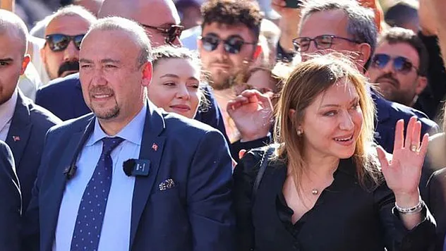 Uşak Belediye Başkanı Özkan Yalım'ın Eşi Ayşegül Yalım Kimdir?