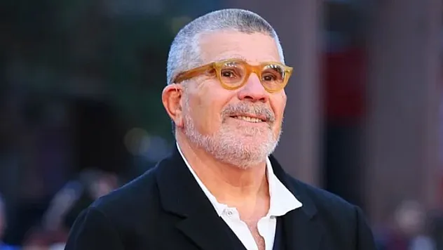 Usta Yönetmen David Mamet 17 Yıllık Uzun Sessizliğini Hollywood Semalarında Bozuyor