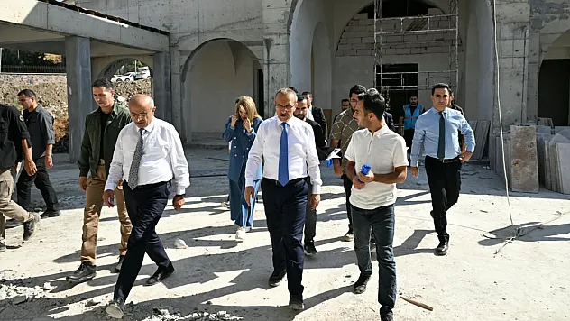 Vali Yavuz Doğanyol'da! Deprem Konutları Ve Yatırımları İnceledi