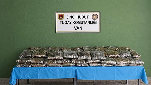Van Hududunda Gece Operasyonu! Zehir Tacirlerine Geçit Verilmedi