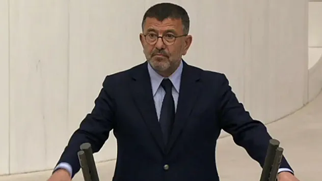 Veli Ağbaba: Bütçenin Yüzde 15'i Faize Gidiyor