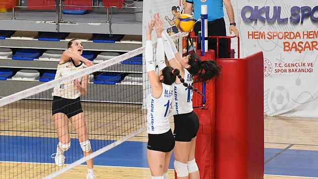 Voleybolda Malatya Rüzgarı! Nicer Hotel Muş'ta Şov Yaptı