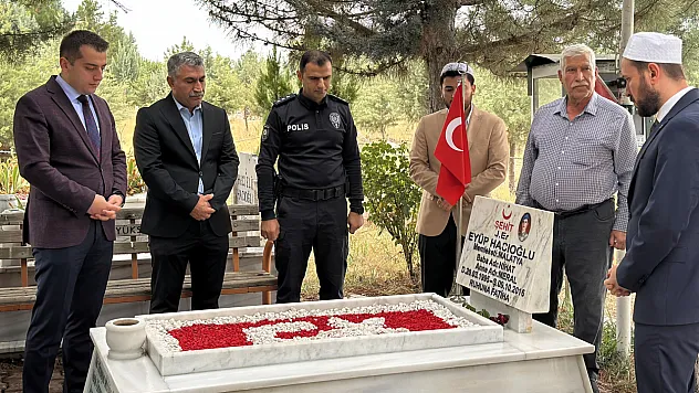 Yazıhan'da Şehit Jandarma Er İçin Anma Töreni Düzenlendi