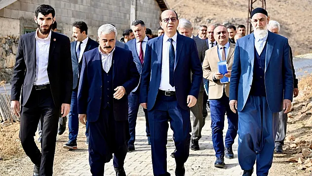 Yeşilyurt Belediyesi Kırsalda Kalkınmanın Yolunu Açıyor