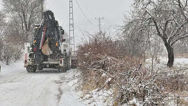 Yeşilyurt'ta Karla Mücadele 24 Saat Devam Ediyor!