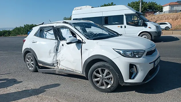 Yeşilyurt'ta Trafik Kazası: Motosiklet Sürücüsü Ağır Yaralandı