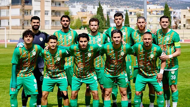Yeşilyurtspor'un 7 Haftalık Büyüsü Bozuldu! Mersin'de Gol Düellosu: Kazanan Kim Oldu?