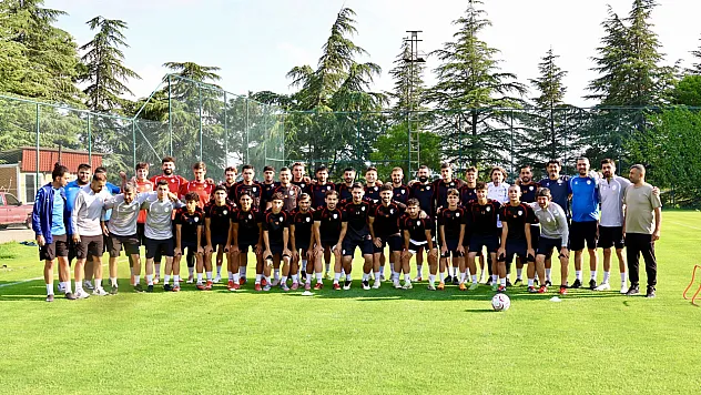 Yeşilyurtspor'un Genç Yetenekleri Kampta Göz Dolduruyor