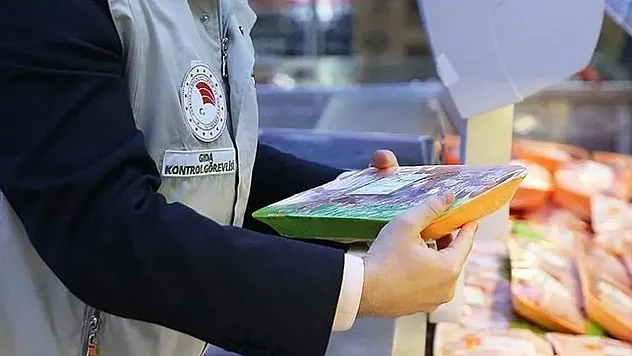 Yılbaşı Öncesi Gıda Güvenliği İçin 81 İlde Kapsamlı Denetim Süreci Başlatıldı