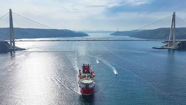 Yıldırım Sondaj Gemisi Karadeniz'e Açılıyor!