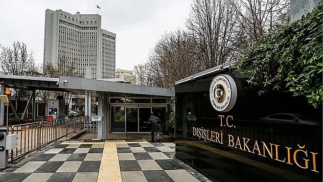 Yunanistan'da Türk Okuluna Saldırı!