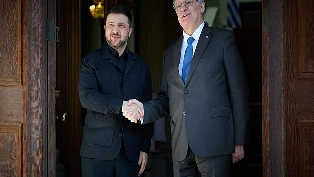 Yunanistan'dan Ukrayna'ya Kritik Enerji Desteği: ABD Kaynaklı LNG Tedariki İçin Anlaşma İmzalandı