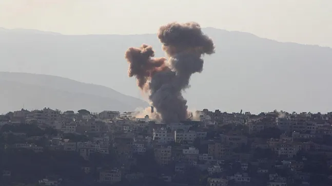 İsrail Savaş Uçakları Lübnan'ın Güneyini Yine Bombaladı