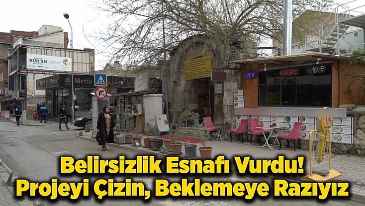 Malatya Nasuhi Caddesi Esnafı Belirsizliğe Tepkili! 3 Yıl Geçti, Tek Bir Çivi Çakılmadı